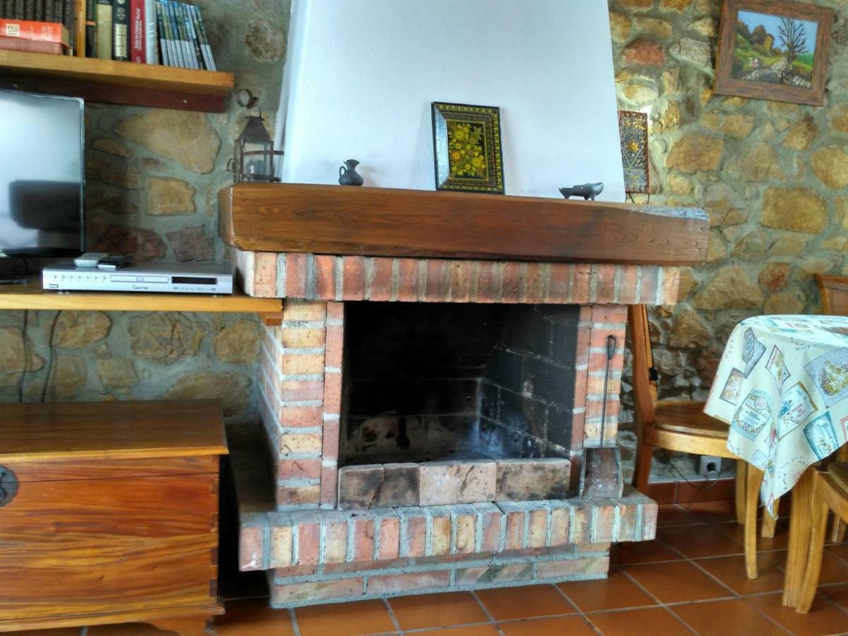 Aldea De Ribadesella Guest House Sardalla ภายนอก รูปภาพ